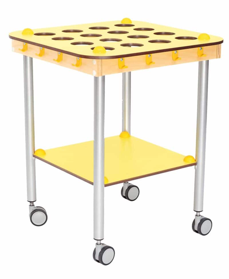 Movable table for storing cups and towels