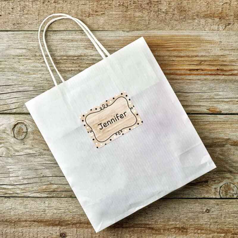 Loop-de-dots on wood labels (core decor)