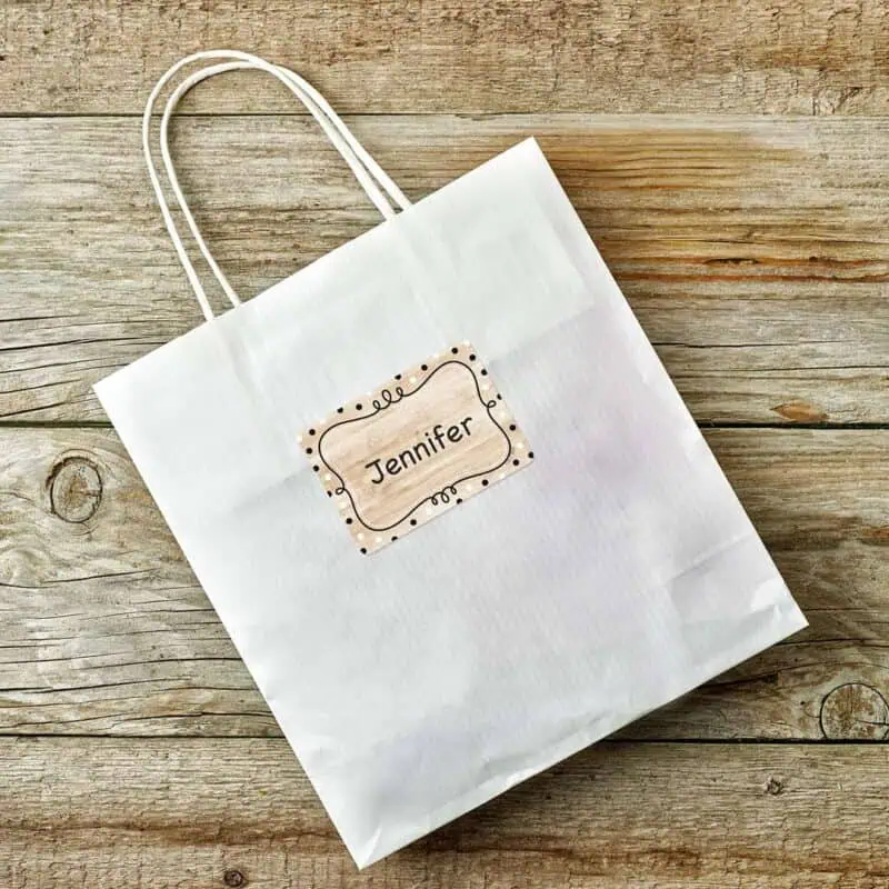 Loop-De-Dots on Wood Labels (Core Decor)