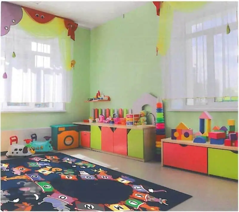 Abc train hok-13009 giant mat by house of kids - 200x200cm playroom and classroom rug - easy to clean, roll-up carpet for children's bedrooms, kindergartens