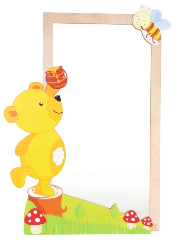 Bear With A Bee 3 Appliques: Clearing, Bear, Bee