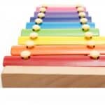 Wooden xylophone with 2 sticks