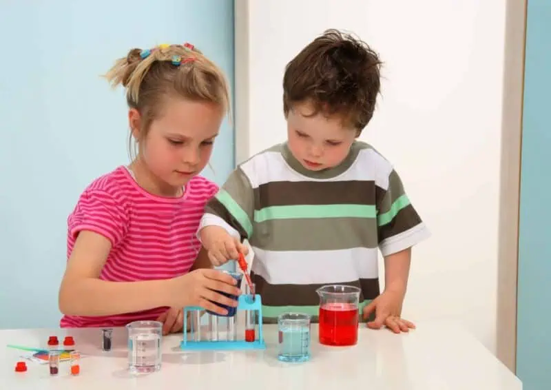 Colour mixing set