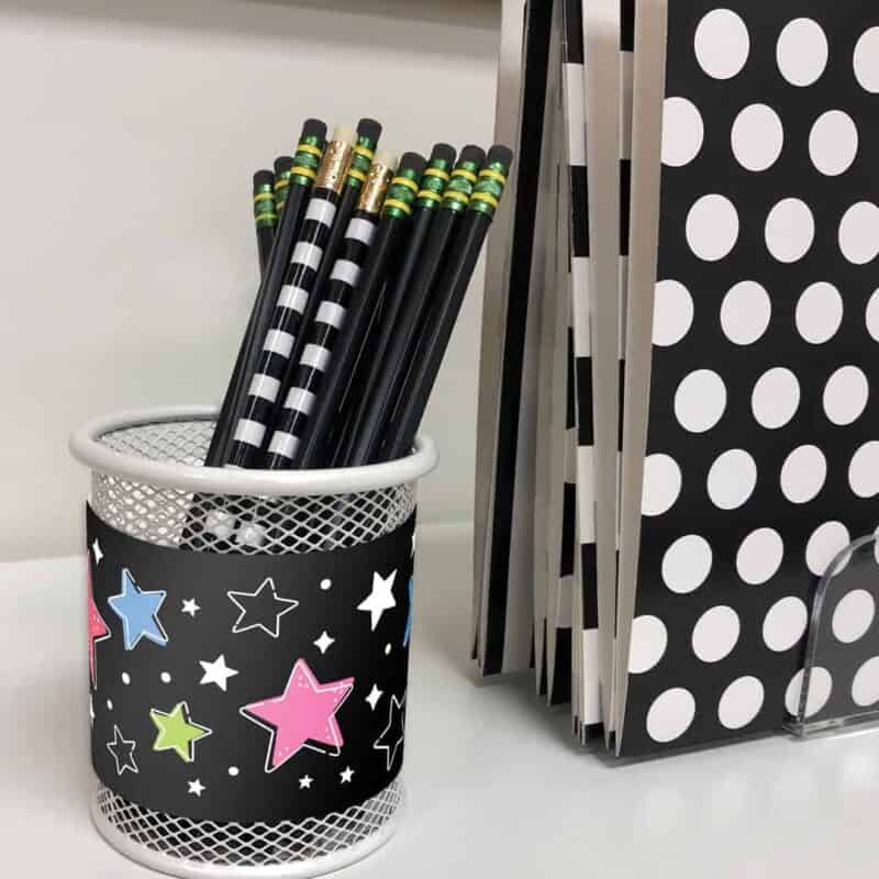 Colorful stars on black (star bright) ez border