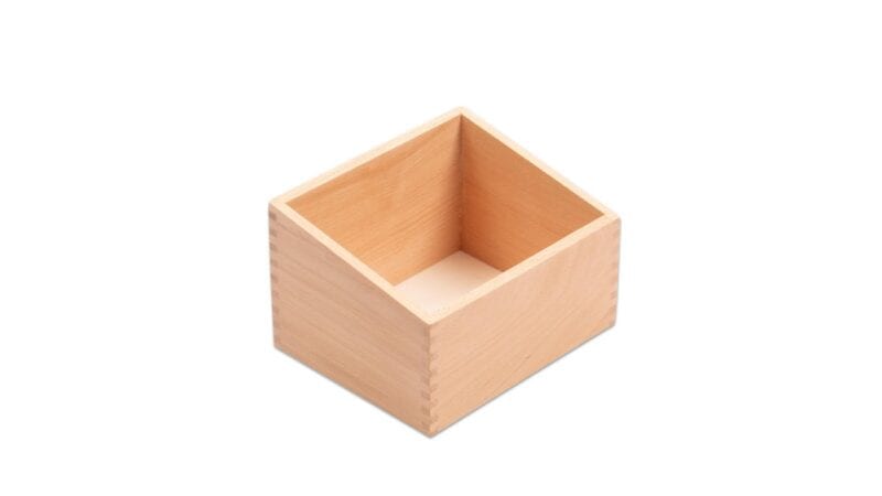 Wooden box for 30 tactile plates